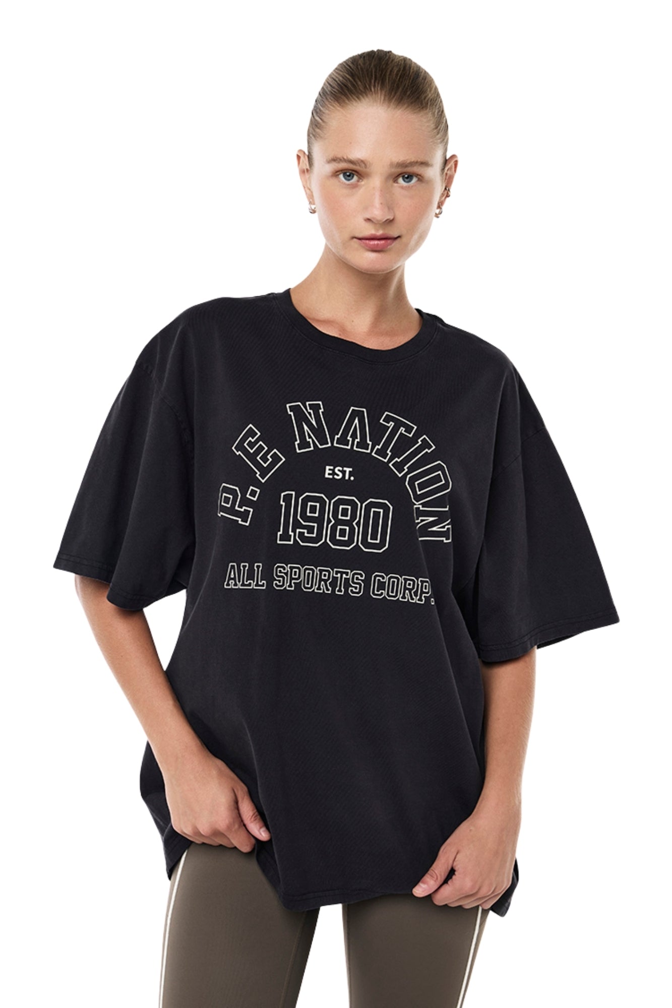 ALTITUDE TEE IN WASHED BLACK