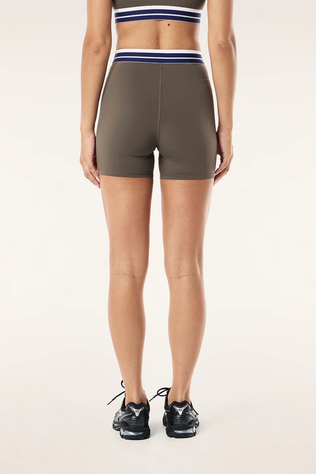 AVANT BIKE SHORT IN MAJOR BROWN