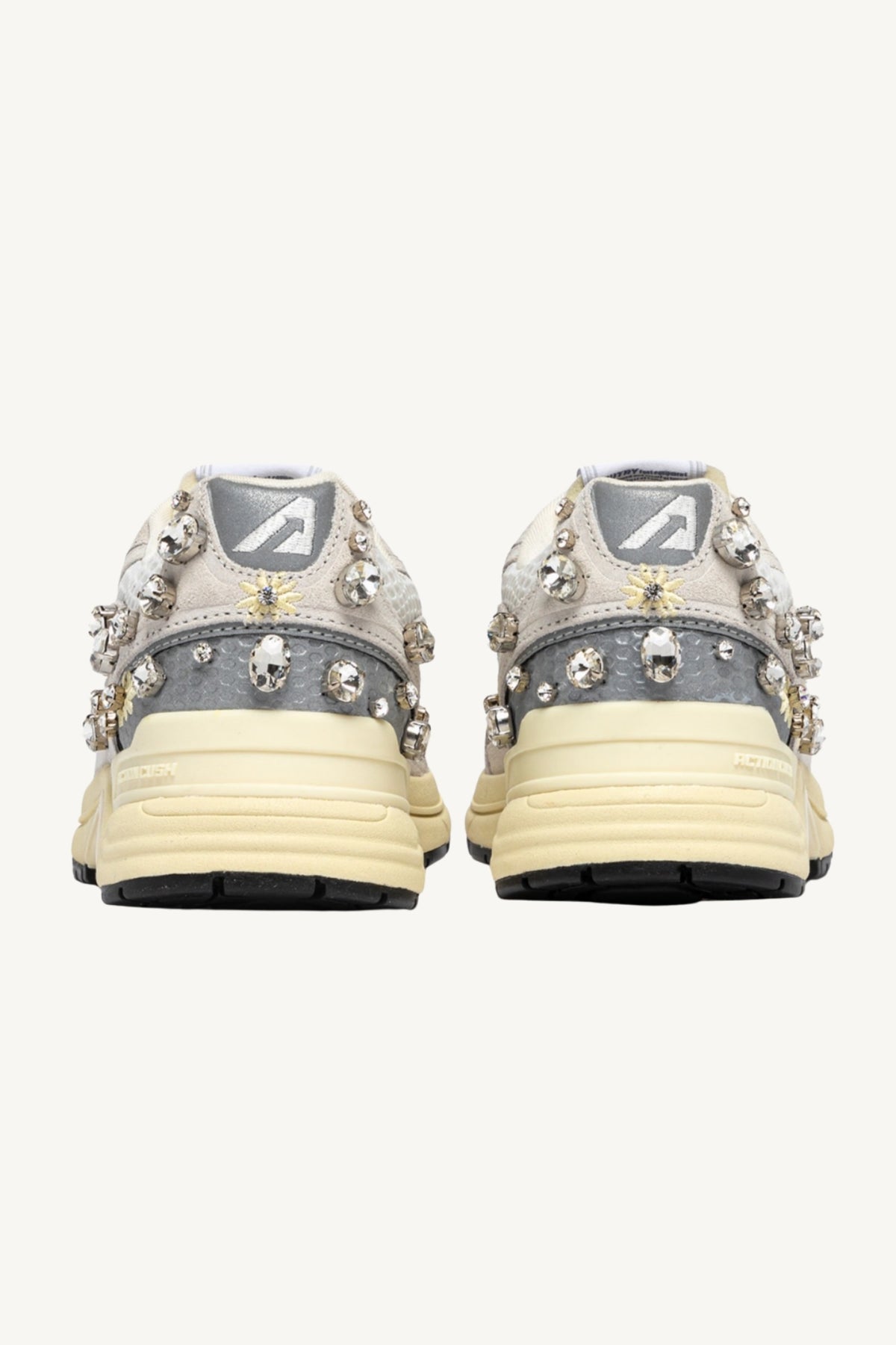 HYPERWAY SNEAKERS IN WHITE WITH DETAILS MESH AND SUEDE