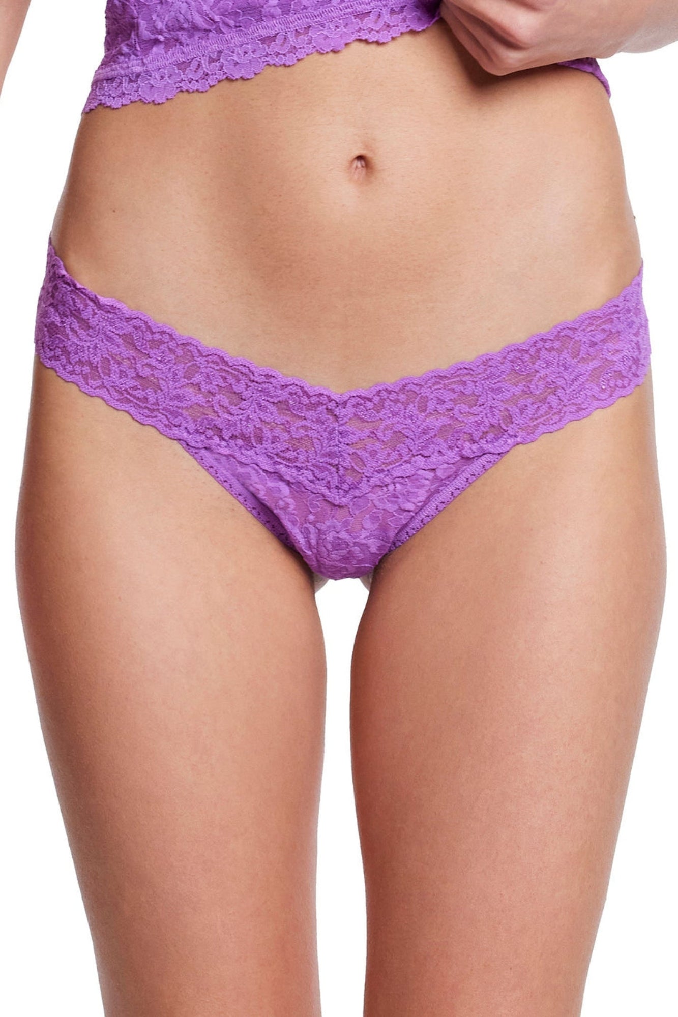 VIOLET HAZE PURPLE SIGNATURE LACE LOWRISE THONG WRAPPED