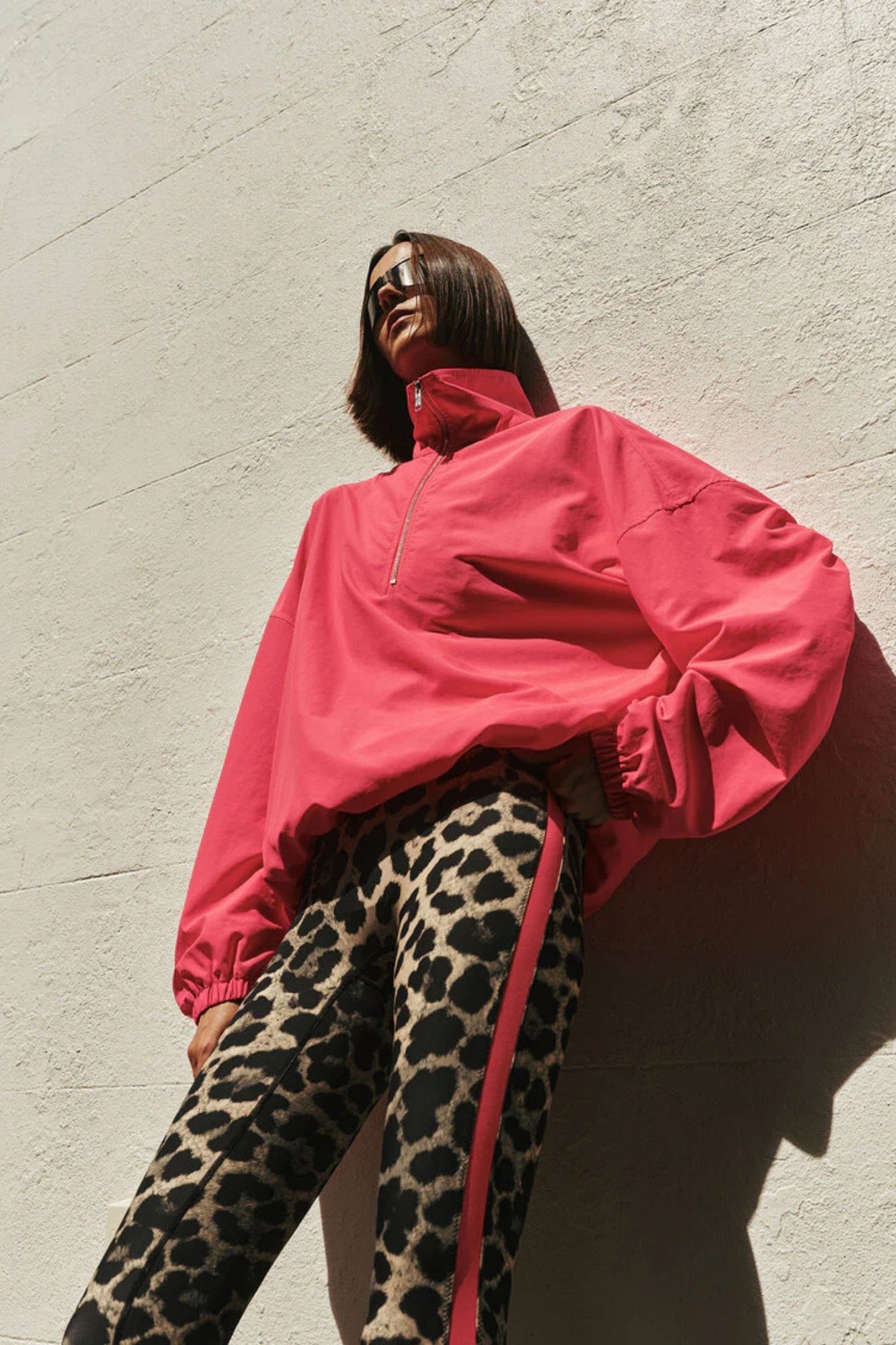 ENGAGE ZIP JACKET IN DIVA PINK