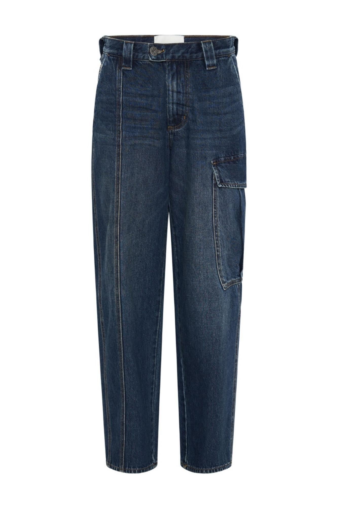 ROYAL-BLUE-NEW-FICTION-JEANS5