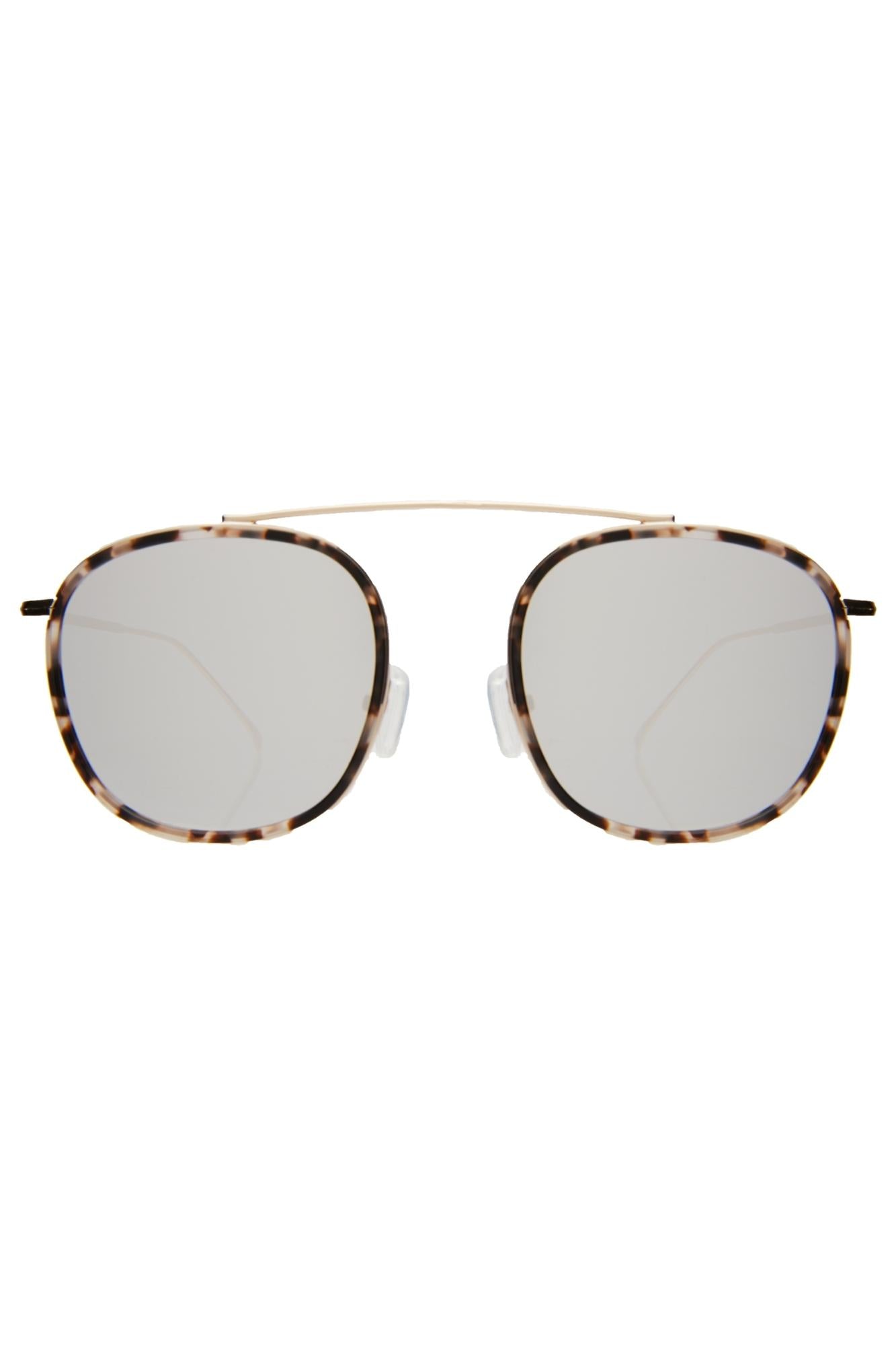 Mykonos-ace-white-Tortoise-Gold-silver-flat